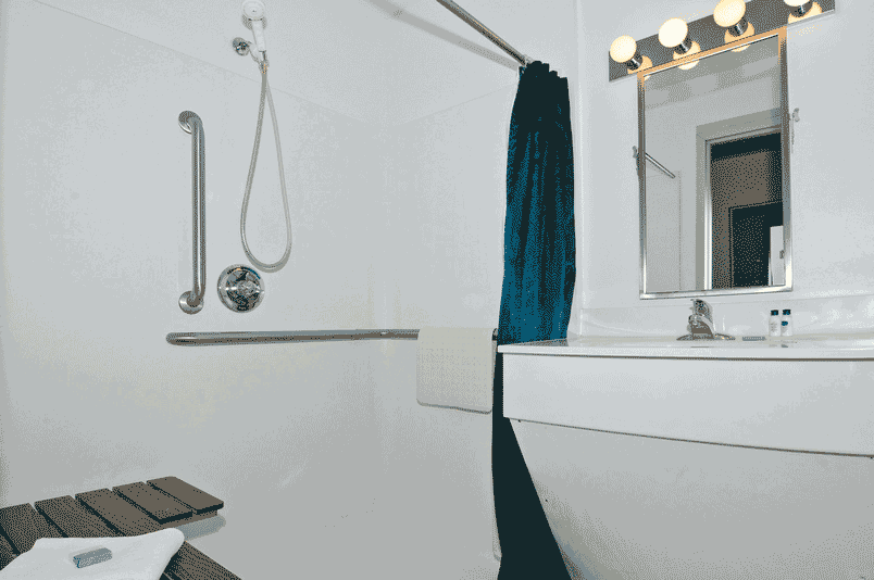 Accesible Bathroom
